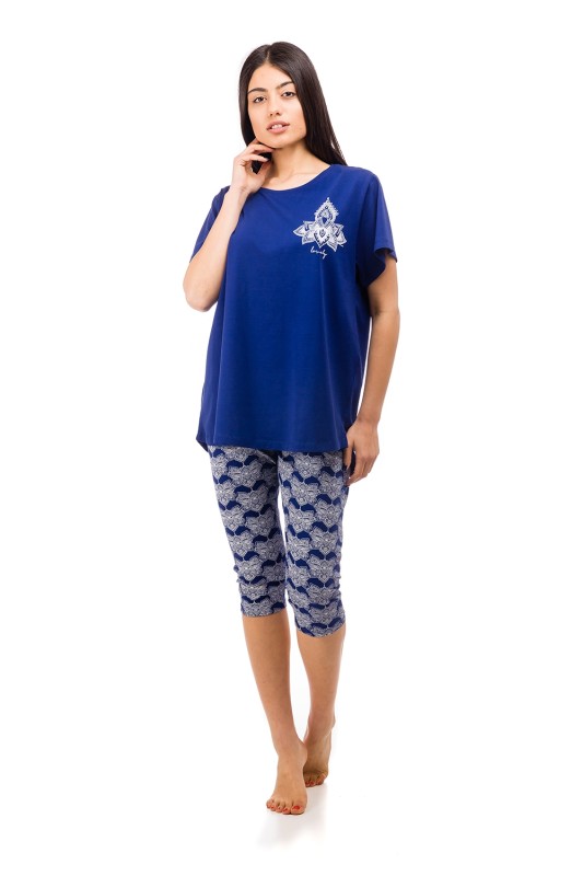 Vienetta Γυναικεία Πυτζάμα κοντομάνικη με τύπωμα και κάπρι παντελόνι με μοτίβο-809351